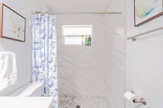 Annies Escape - Private Hot Tub - Near Siesta Key - VR25-00183 - 3
