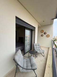 Beach Apartment with Pools, Gym & Parking - Beachland Residence - 5