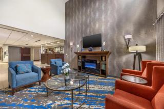 Best Western Plus Portland Airport Hotel & Suites - 3