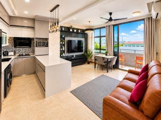 Luxury 2BR - Airport Pickup - Airport 14 Min - Beach 3 Min Walk - 9