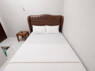 Hotel O near Pantai Manggar formerly Refah Guest House - 2