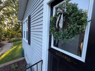 Luxe & Location: Walk to DT, the Beach, Wilmot Mtn - 1
