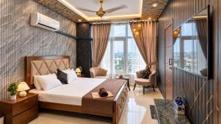 Stylish Private Studio Near Islamabad Airport - 1