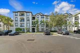 IS1-110 - 3BR condo near universal studios - 7
