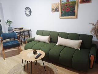 Regis Apartment - 6