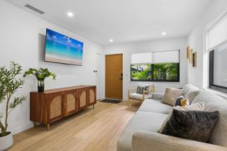 The Frow Bungalow in Historic Coconut Grove - 5