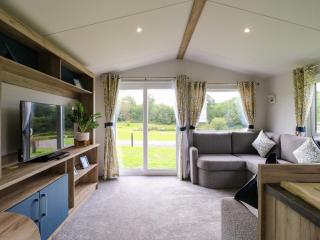 Falcon Lodge - 7