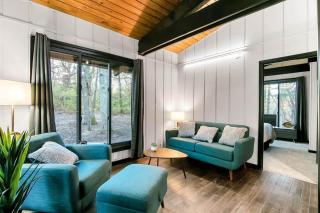 Private 1 Bed w/Loft on 5 Wooded Acres + Rock Wall - 8
