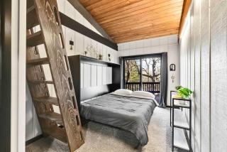 Private A-Frame - 5 Acres-Fishing Pond-Rock Wall - 1
