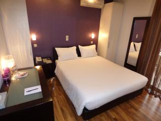 Athens Habitat - 8