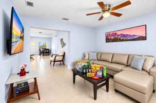 Experience Bliss Relaxing Retreat Near Treasure Island Beaches - 5