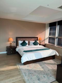Centaurus Apartments With 360 View - 7