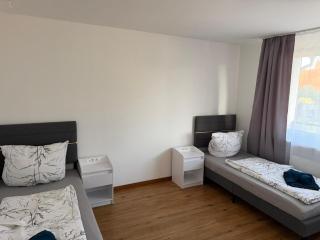 Goldstar 4 Zimmer Wohnung Hannover Sehnde mit Balkon und Garten - 5