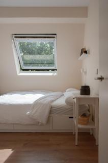 Canal View Apartment with Office - 2 Min to LUAS - 2