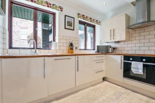 5 St Georges House · Lovely 1-Bed Apartment Right in the Heart of York - Pass the Keys - 3
