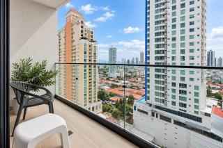 Spacious 2BR with 2 Baths Balcony & City Views - 0