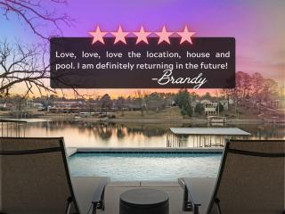 7 Bedroom Lakefront w/ Heated Pool & Hot Tub - 3