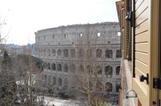 Colosseum Corner - Roma - 3