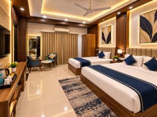 Hotel Grand URBEN Ballmounts Near Delhi Airport - Free Airport Pickup & Drop - 0