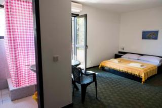 Guest House Alek - Vrboska - 3