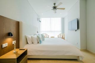 Apartment with ocean views and beach access - 1