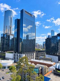 Southbank 1BR - Pool, Sauna & Free Parking - 4