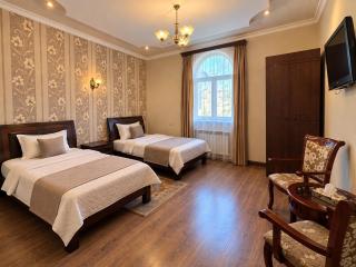 Christy Hotel - Goris - 4