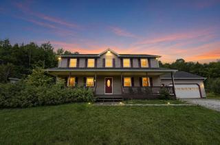 Vermont Mountain View Retreat Near Lake Willoughby - 0