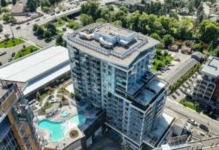 Penthouse with Unobstructed Lake and Mountain View - 8