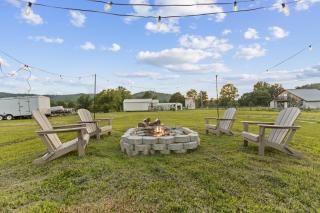 3 Bedroom Unique Cabin l Hot Tubs l Fire Pits l Brimstone l River Access - 4