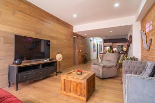 Oaxaca-Inspired 3BR Heated Pool in Roma Norte - 2