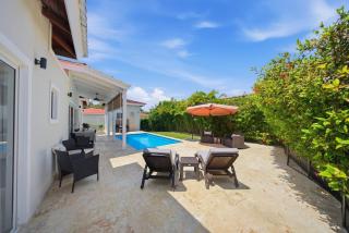 2-Bed-3 Bath Villa, Saltwater Pool, BBQ in SOV - 7