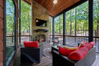 Happy Hours - hot tub fire pit coziness - 8