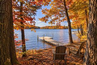 Cozy Maine Lakefront Escape | Fall Foliage & Fire - 0