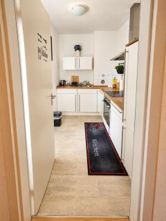 Modern Comfort Two Bedroom Apartment with Balcony - 7