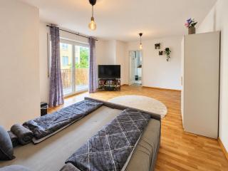 Modern Comfort Two Bedroom Apartment with Balcony - 5