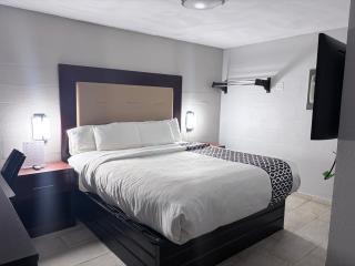 Budget Inn - 9