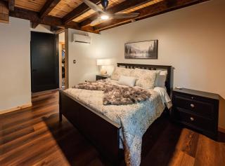Foxhole Cabin, New custom log cabin in Shenandoah Valley - 7