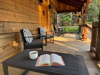 Foxhole Cabin, New custom log cabin in Shenandoah Valley - 2
