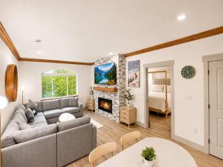 Designer King Villa Near Park City - Pool - 2072 - 9