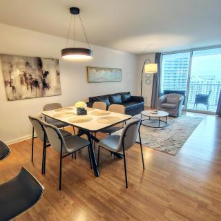 Cozy Bayview Brickell Apt with Free Parking & Top Amenities - 3