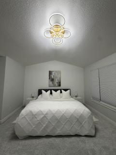 Spacious Home Near Nike, Golf & Wine Country - 8