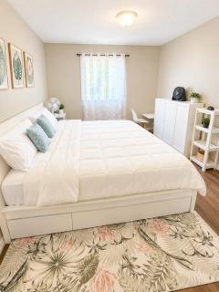 Hidden Gem Spacious 3-Bedroom Retreat Free Parking - 8
