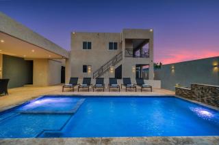 2BR Aruba Stay with Pool Near Palm and Eagle Beach - 5