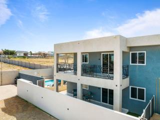 2BR Aruba Stay with Pool Near Palm and Eagle Beach - 3
