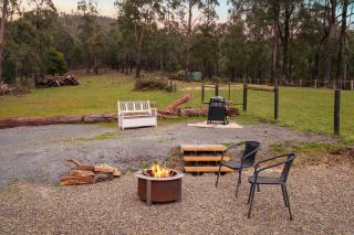 Gum Tree by Tiny Away - Dixons Creek - 9