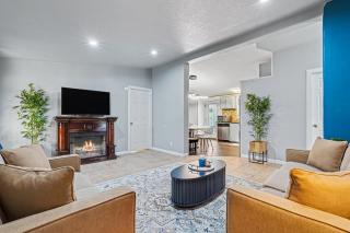 Cozy Kuna 3BR • Fenced Yard • Outdoor Living - Kuna - 1