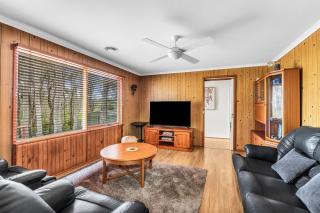 Bush & Beach Retreat - Amaroo Avenue 7 - 4