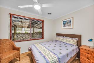 Bush & Beach Retreat - Amaroo Avenue 7 - 1
