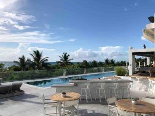 Oceanview Roney Palace Condo 1 Hotel South Beach - 7